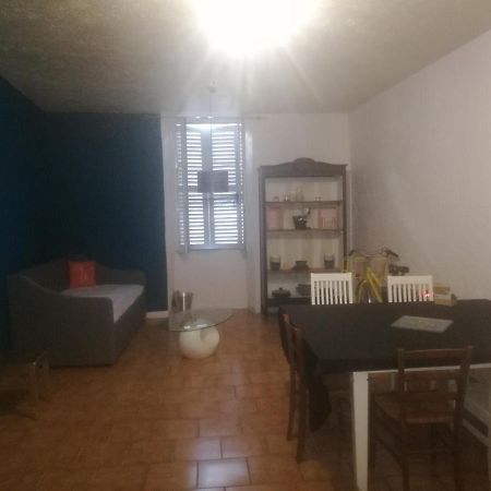 Appartement La Bernardine Au Coeur Du Jura Orgelet Exterior foto